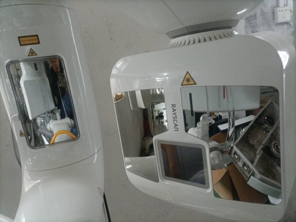 Showroom two-unit comparison